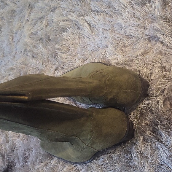Gianni Bini Olive Ankle Boots - Picture 5 of 9